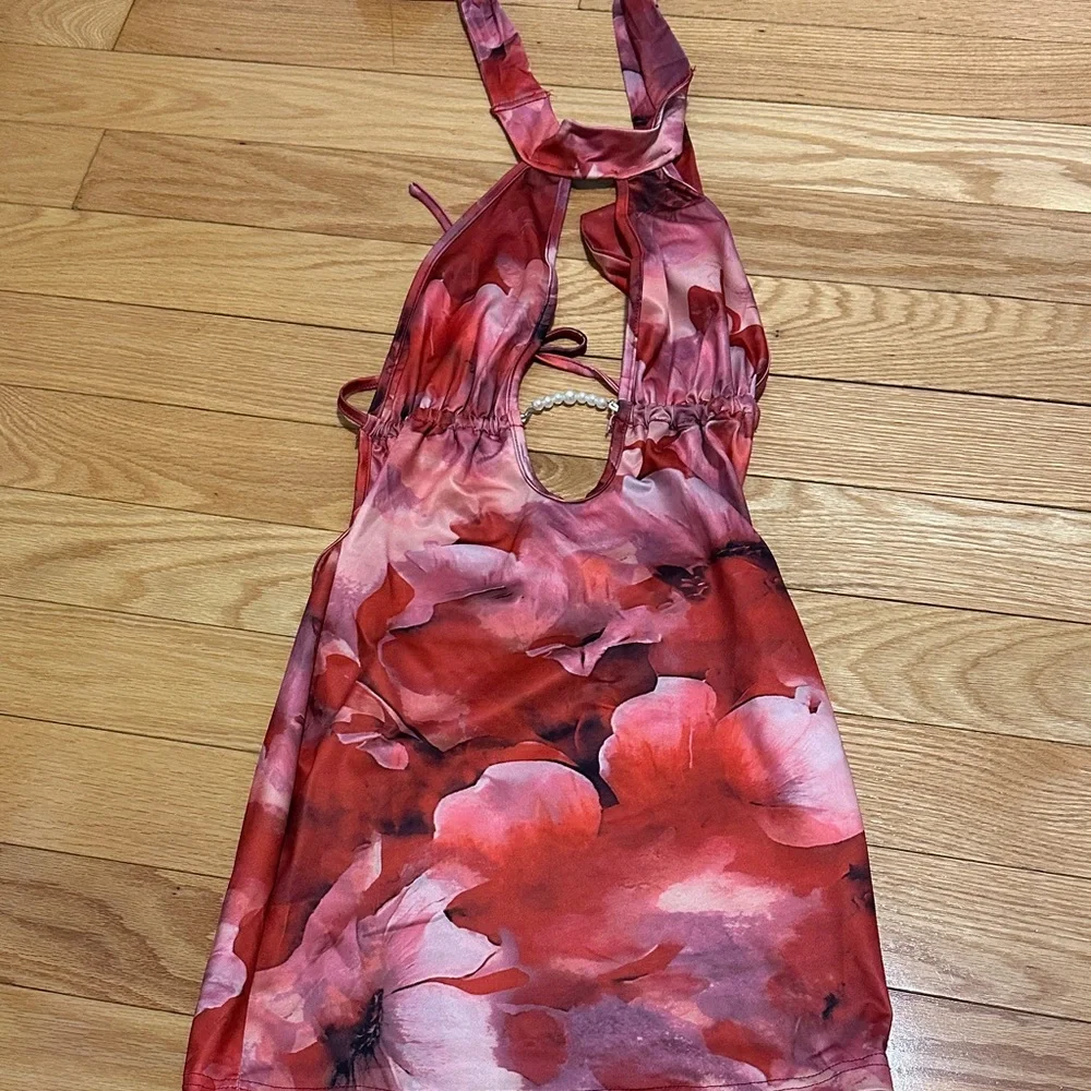 ❤️NEW Shein Pearl Dress - Picture 2 of 4